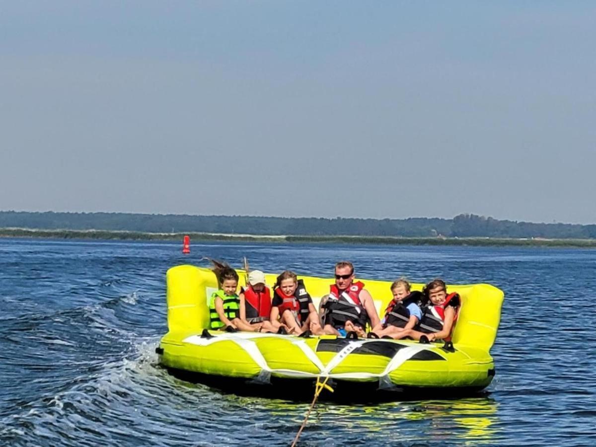 Holiday Houses Miedzyzdroje Wapnica Marina With Private Beach And Boat Facility Extérieur photo